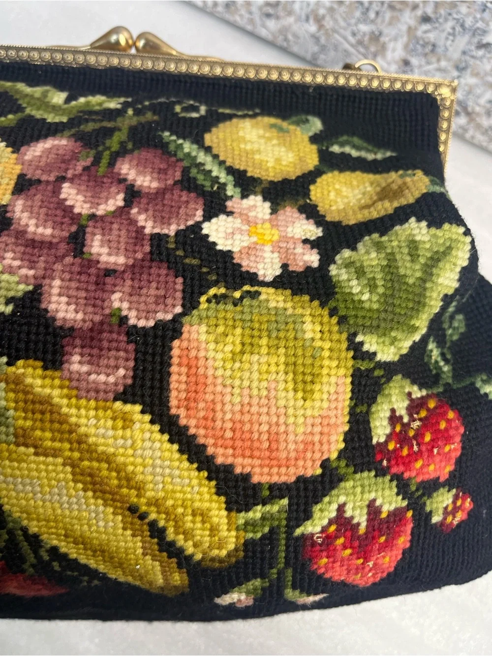 Needlepoint 50’s Kiss Lock Purse Large